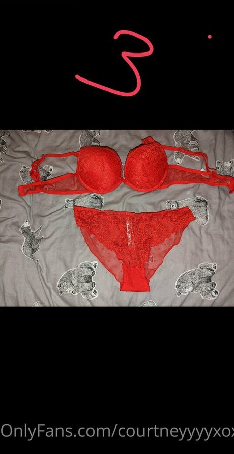Courtneyyyyxox photo 107