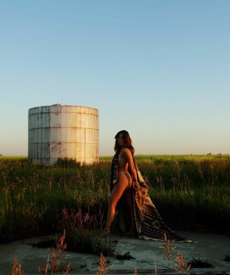 Cowgirlbrooklynbabe photo 7