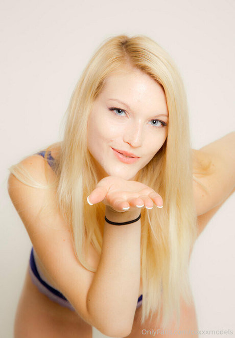 Coxxxmodels photo 24