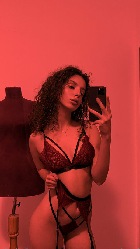 Cristina Maria photo 28