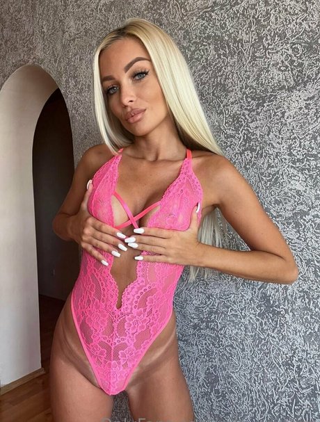 Crln_carolyn photo 57