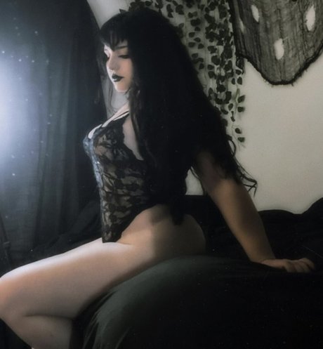 Crucifixkittie photo 18