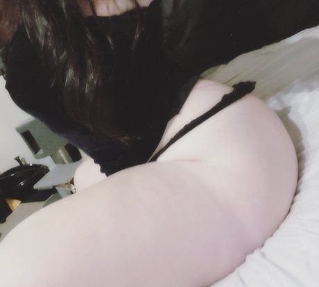 Crucifixkittie photo 24