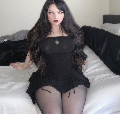 Crucifixkittie photo 38