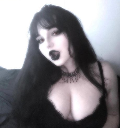 Crucifixkittie photo 41