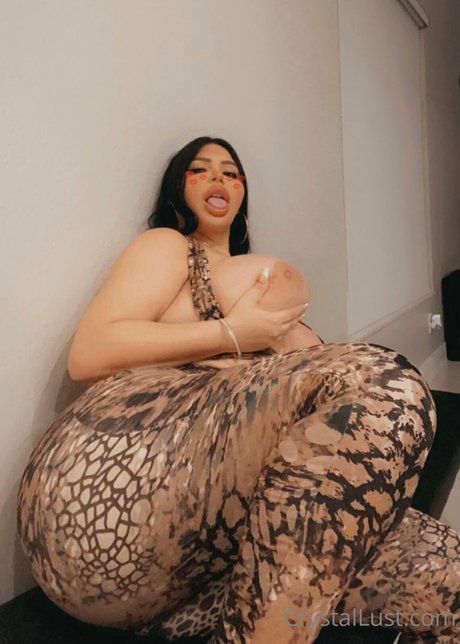 Crystal Lust photo 19