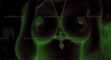 Cumshawty photo 15