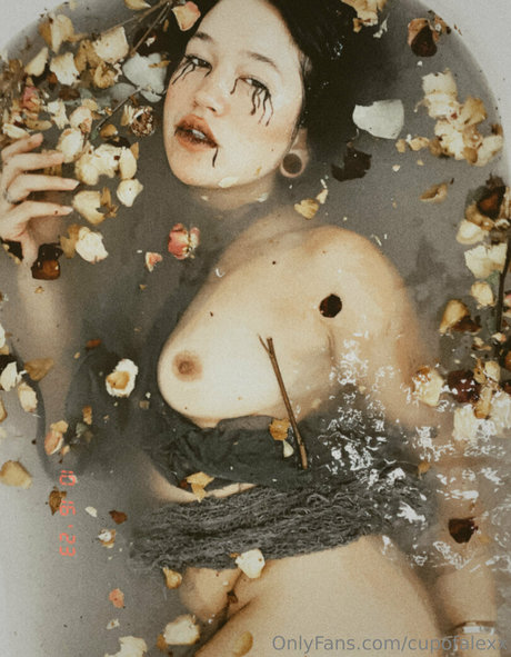 Cupofalexx photo 109