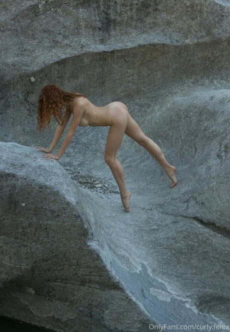 Curly Phoenix photo 130