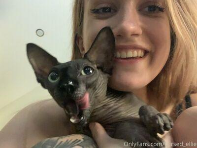 cursed_ellie photo 558