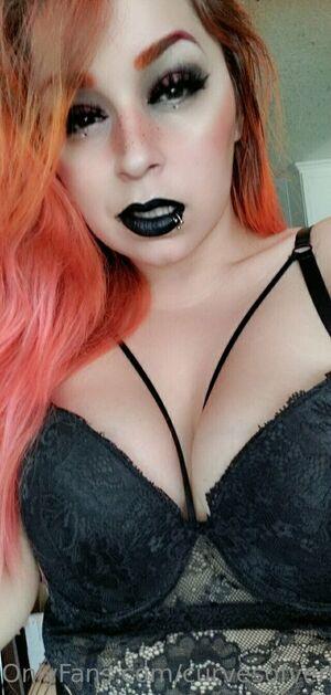 curvesofvenus photo 19