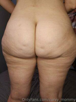 Curvy Mommy photo 16