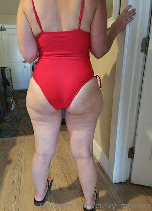 Curvy Mommy photo 17
