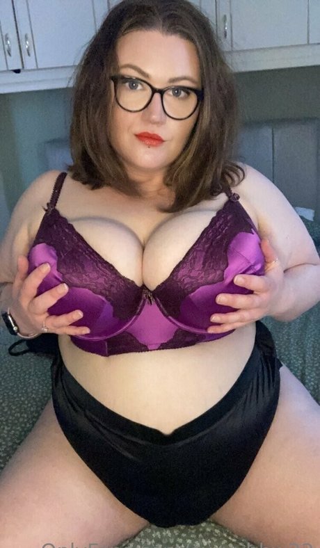 Curvybbw22 photo 6