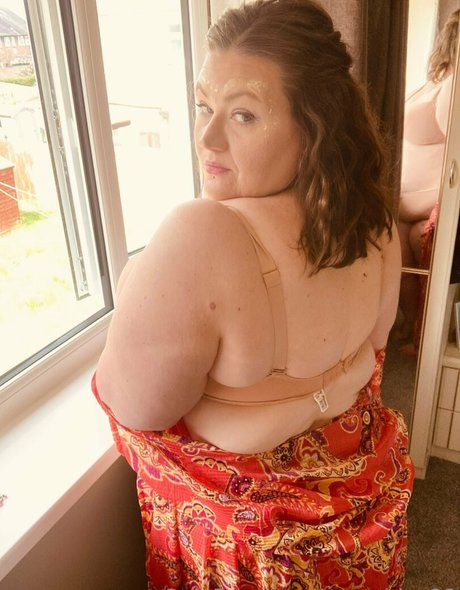 Curvybbw22 photo 49