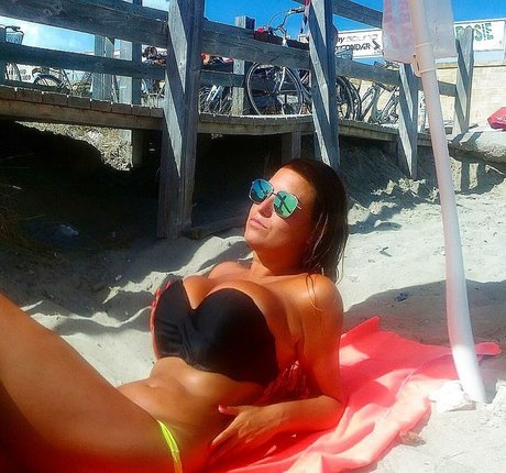 Curvygirl89 photo 30