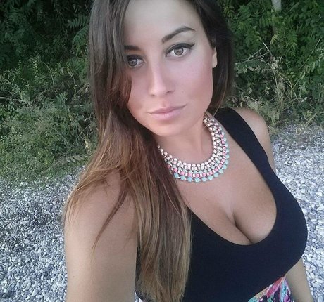 Curvygirl89 photo 34