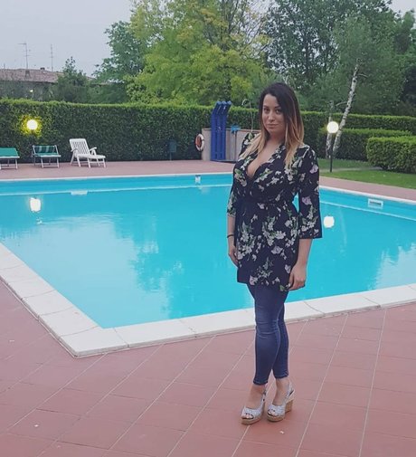 Curvygirl89 photo 60