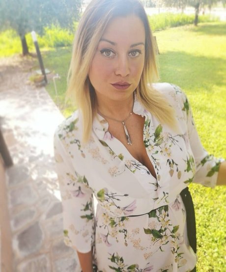 Curvygirl89 photo 105