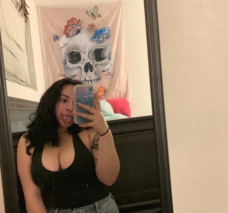 Curvygirlynat photo 5