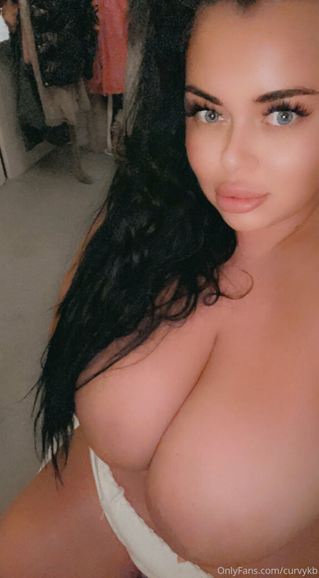 Curvykb photo 202