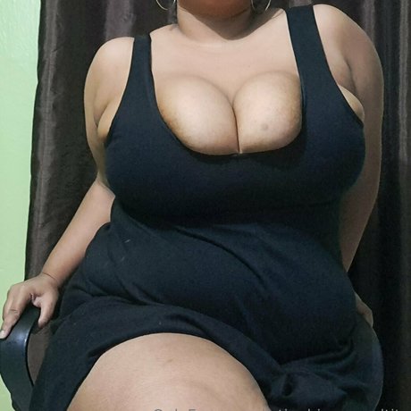 Curvylatinakay1 photo 15