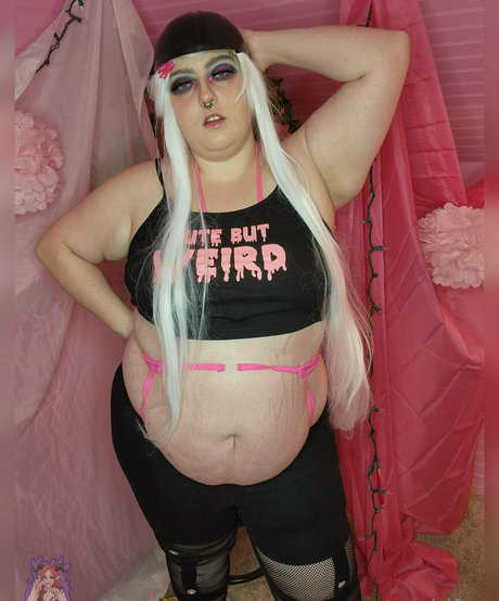 Curvymonstergirlfree photo 5