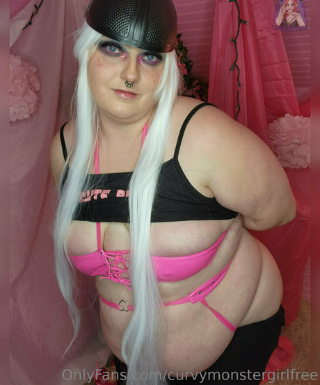 Curvymonstergirlfree photo 7