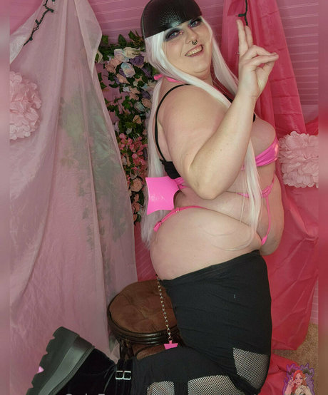 Curvymonstergirlfree photo 18