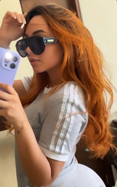 Cute Molly18 photo 19