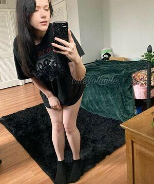 cutegothelle photo 86