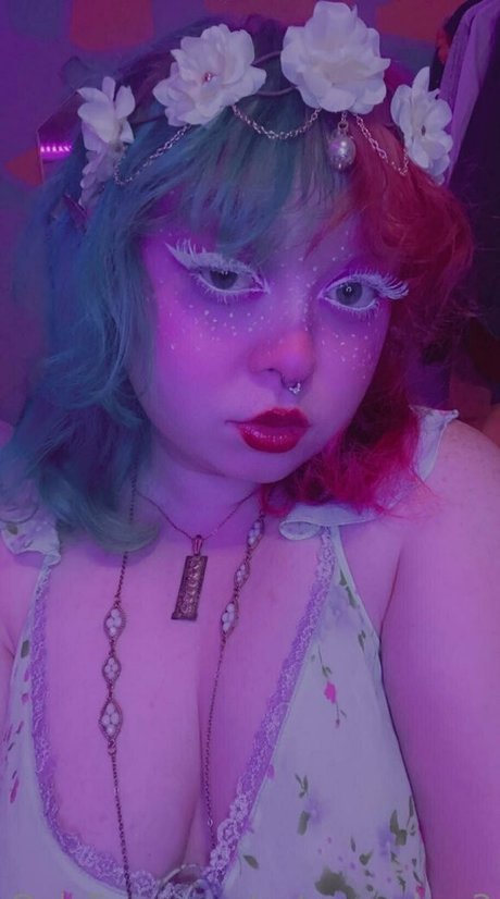 Cutepeaches2 photo 100