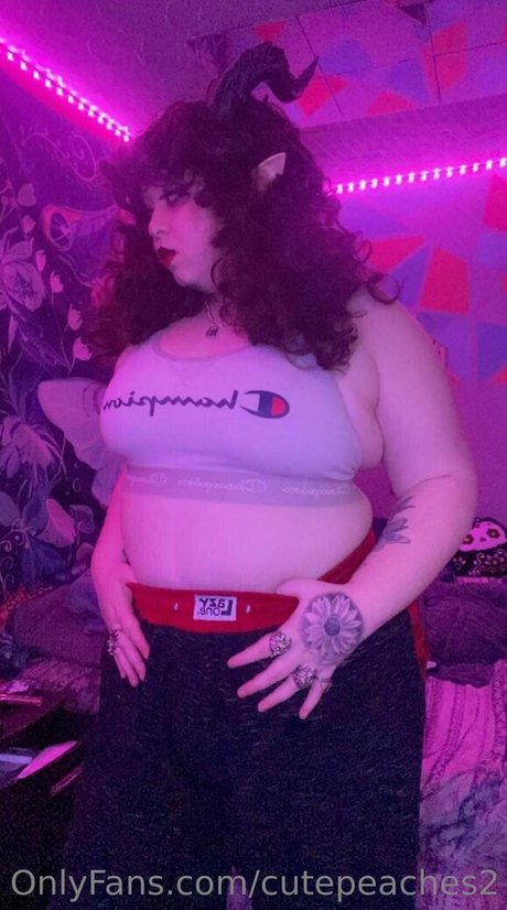 Cutepeaches2 photo 163