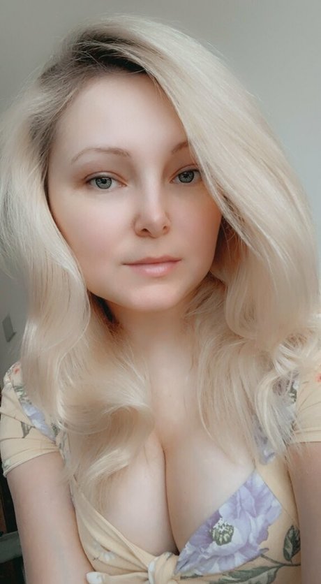 Cutieblonde18 photo 6