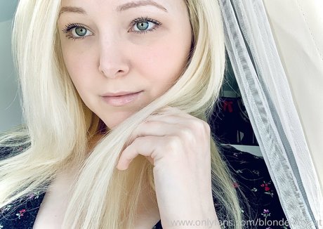 Cutieblonde18 photo 39