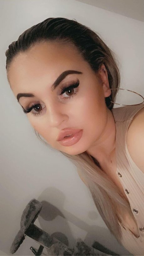 D'arcy Ingle photo 13