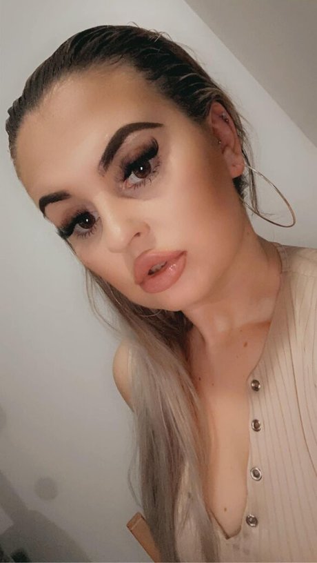 D'arcy Ingle photo 27