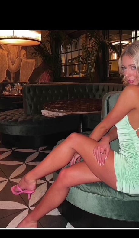 Daisy Anderson photo 78