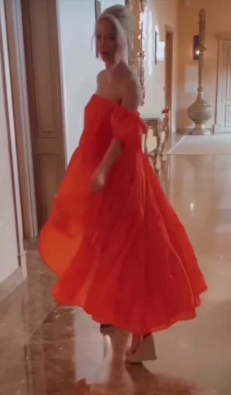 Daisy Anderson photo 86