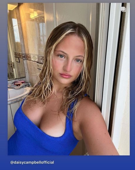 Daisy Campbell photo 44