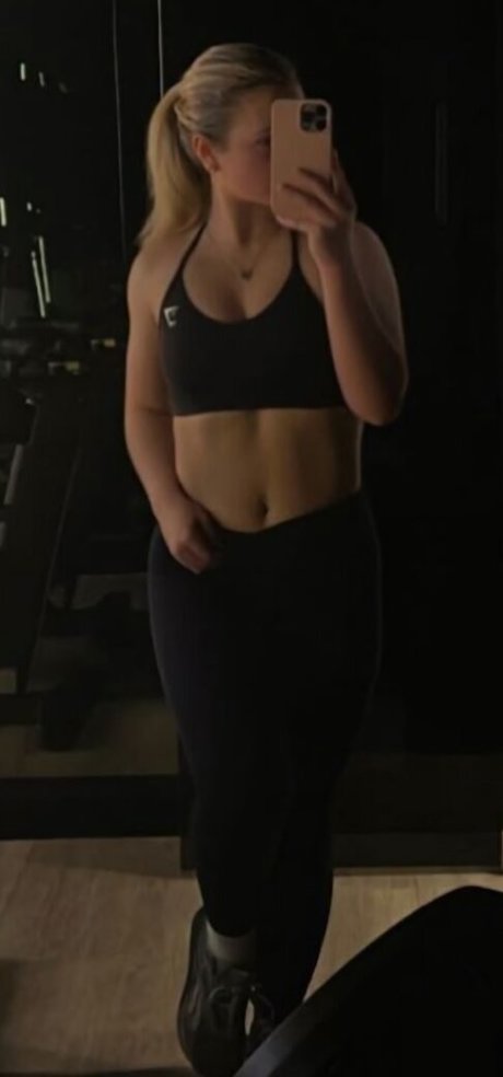 Daisy Campbell photo 47