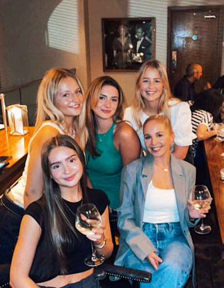 Daisy Campbell photo 112