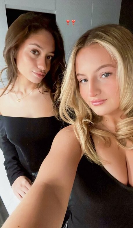 Daisy Campbell photo 151