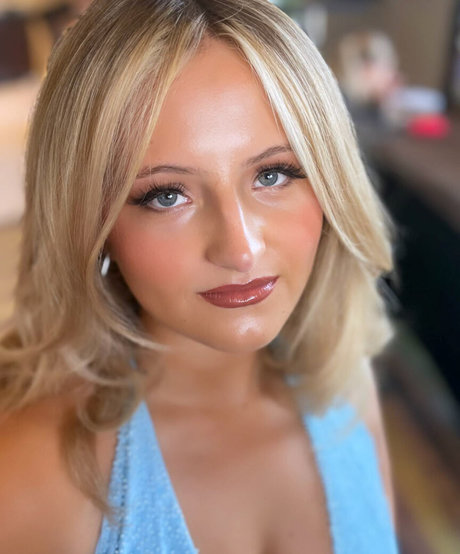 Daisy Campbell photo 194