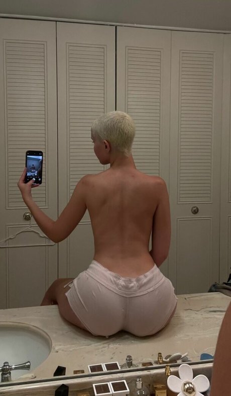 Daisy Delancey photo 31