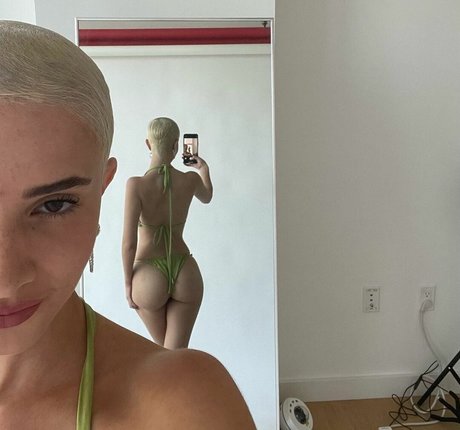 Daisy Delancey photo 50