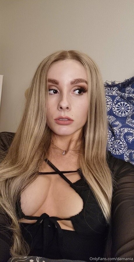 Damania photo 100