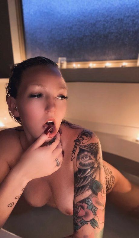 Damselbaby19 photo 17