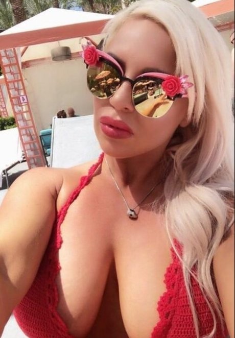 Dana Brooke photo 29