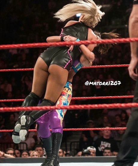 Dana Brooke photo 57